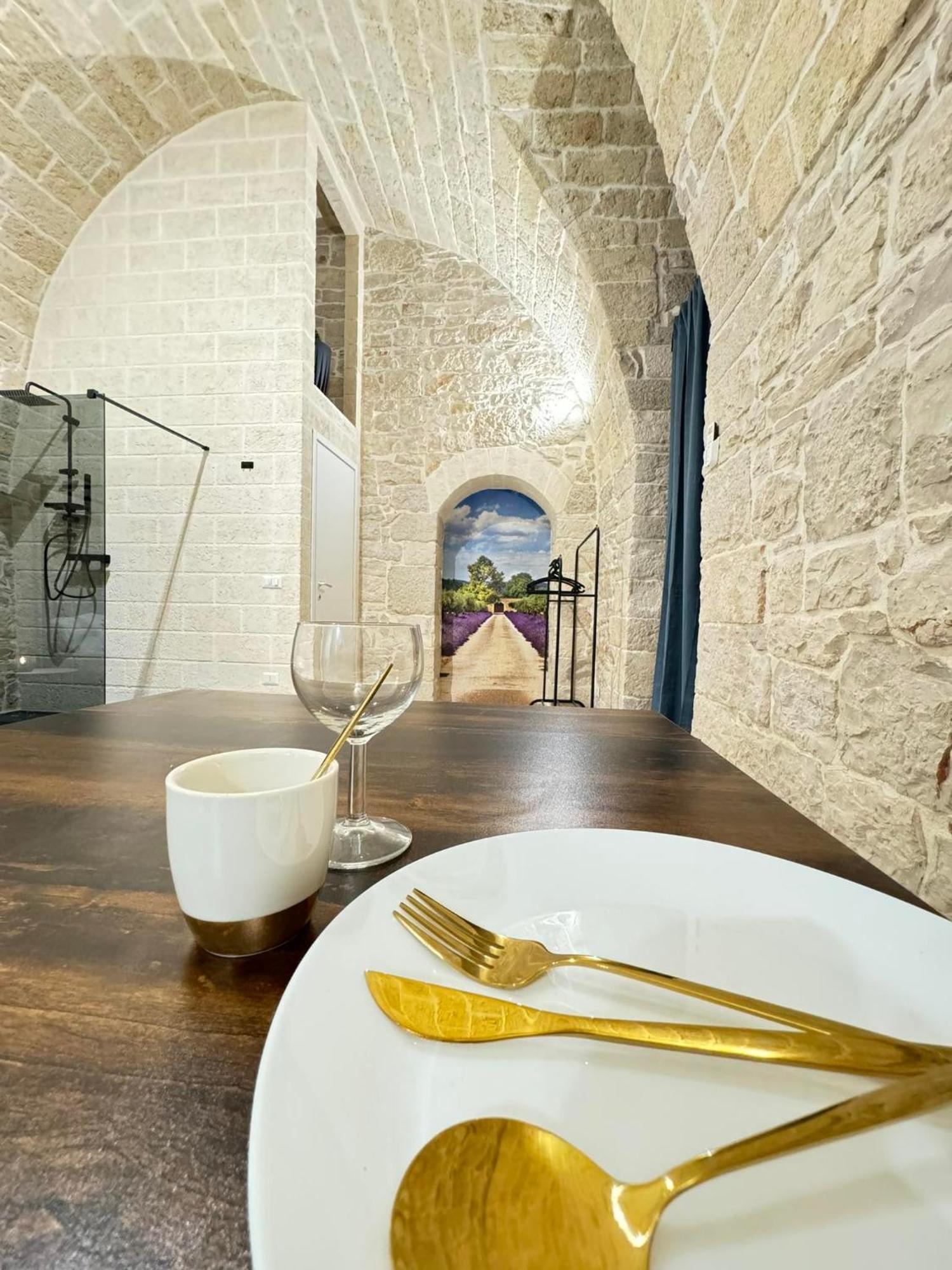 Amale Suite 25 Medioevo Design Corato Exterior photo